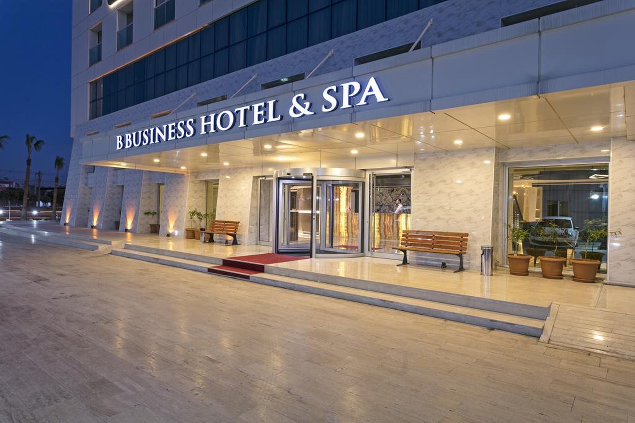 B Business Hotel & Spa Antália Exterior foto