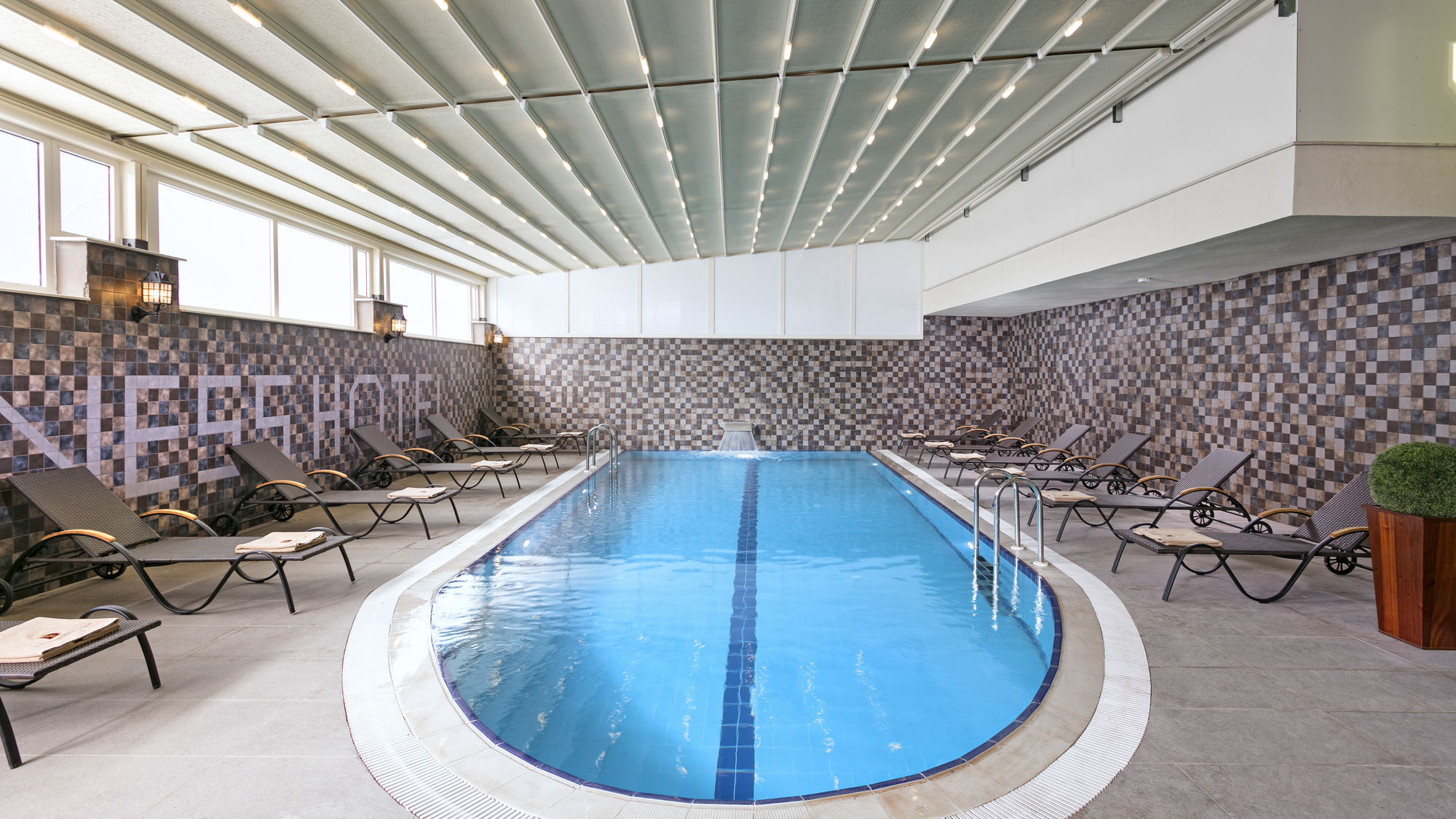 B Business Hotel & Spa Antália Exterior foto