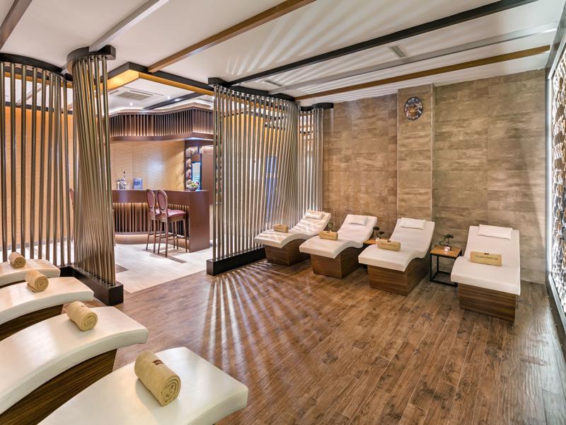 B Business Hotel & Spa Antália Exterior foto